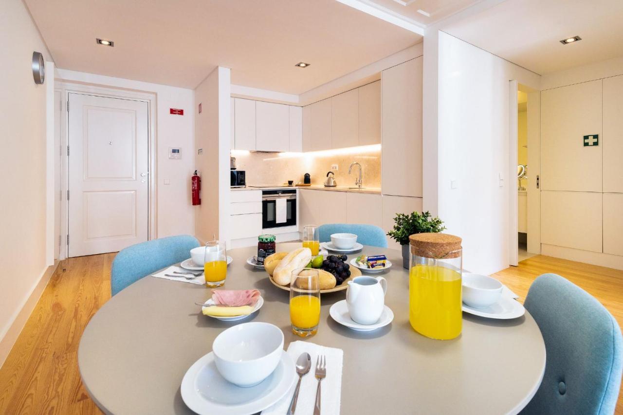 Amazing 1Bdr Apartment In Chiado By Lovelystay Лісабон Екстер'єр фото