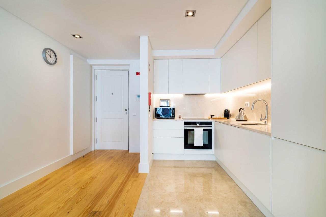 Amazing 1Bdr Apartment In Chiado By Lovelystay Лісабон Екстер'єр фото