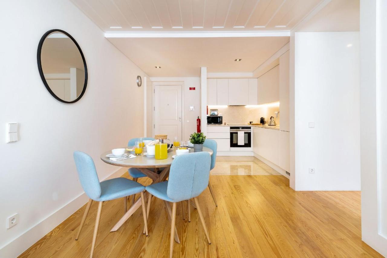 Amazing 1Bdr Apartment In Chiado By Lovelystay Лісабон Екстер'єр фото