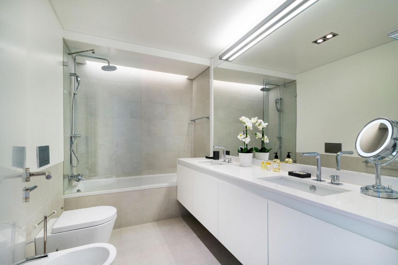 Amazing 1Bdr Apartment In Chiado By Lovelystay Лісабон Екстер'єр фото
