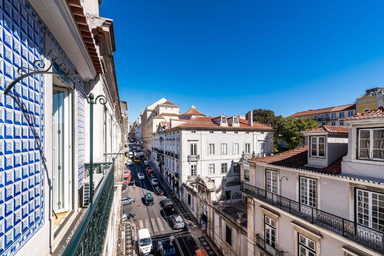 Amazing 1Bdr Apartment In Chiado By Lovelystay Лісабон Екстер'єр фото